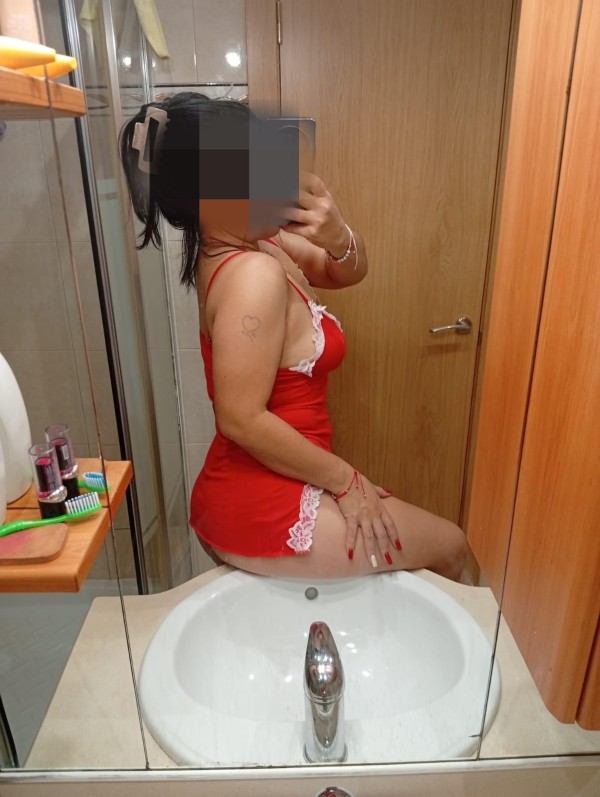 Despampanante sexy latina nueva en la ciudad, ven