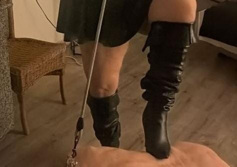 AMA DOMINADORA SEXY DE SANGRE LATINA