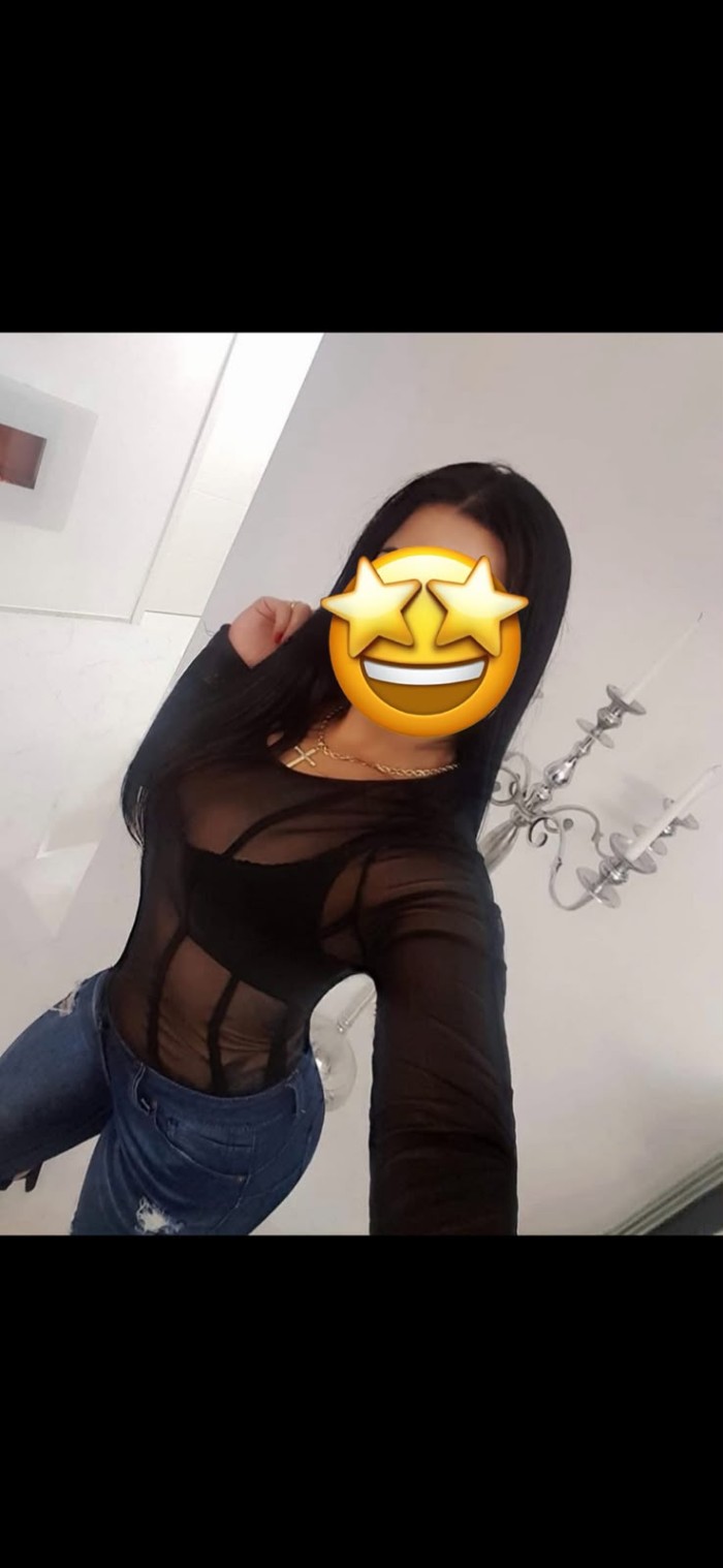 SOMOS 2 AMIGAS RECIEN LLEGADAS PARA TRIOS ATREVETE