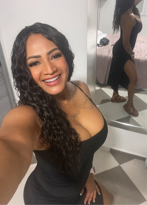 Mulata especial, ardiente y apasionada