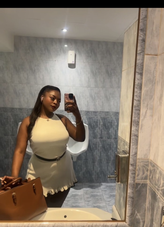 Morena colombiana sexy y agradable