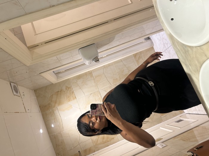 Morena colombiana sexy y agradable