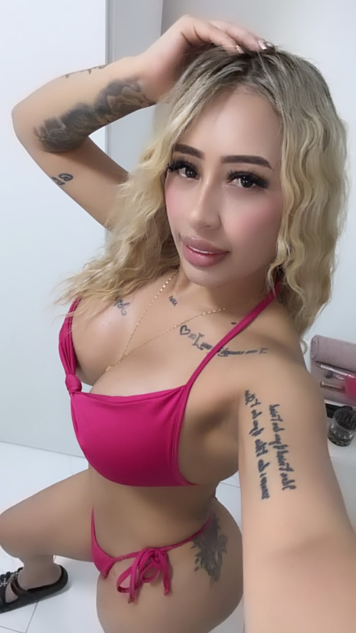 DULCE CHARLOTTE COLOMBIANA PRECIOSA INDEPENDIENTE