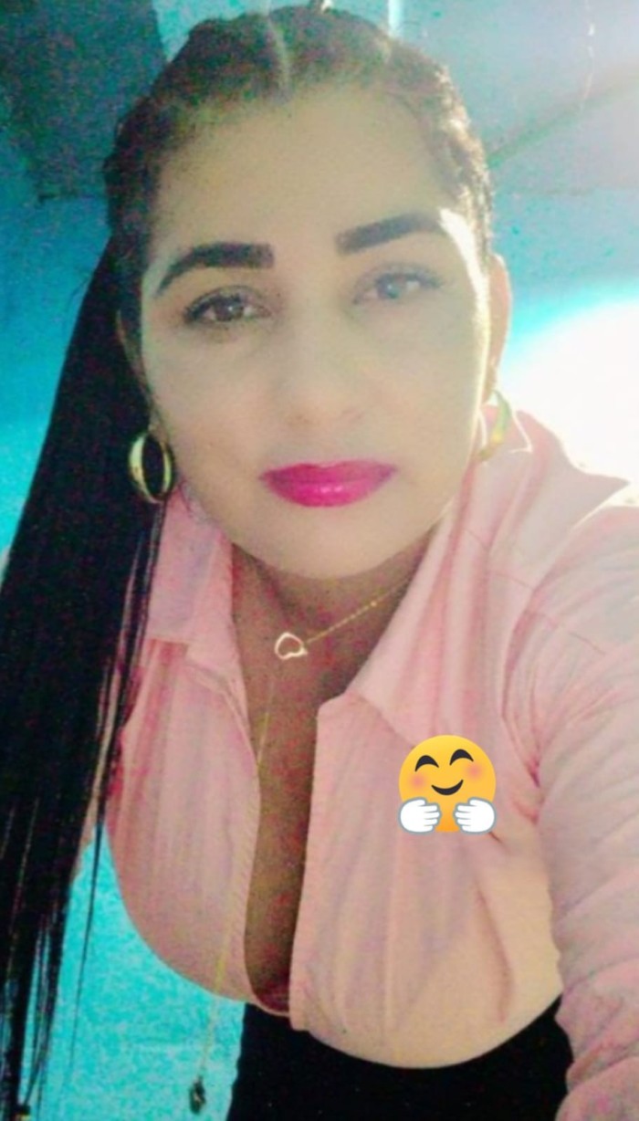 DELICIOSA IMPLICADA EXQUISITA MUY COMPLETA CON GANAS DE DIVERSION