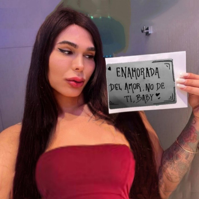 Tranny Claudia morenaza tremendo CULAZO