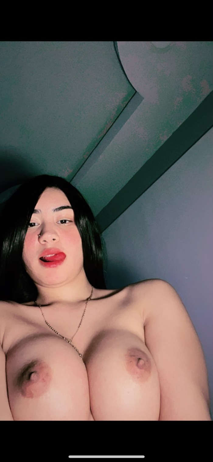 ARDIENTE FIESTERA NOVEDAD EN ARANJUEZ SEXO COMPLET