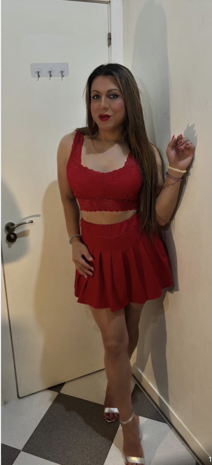 Trans paraguaya muy zorrita en la cama – Entrevias