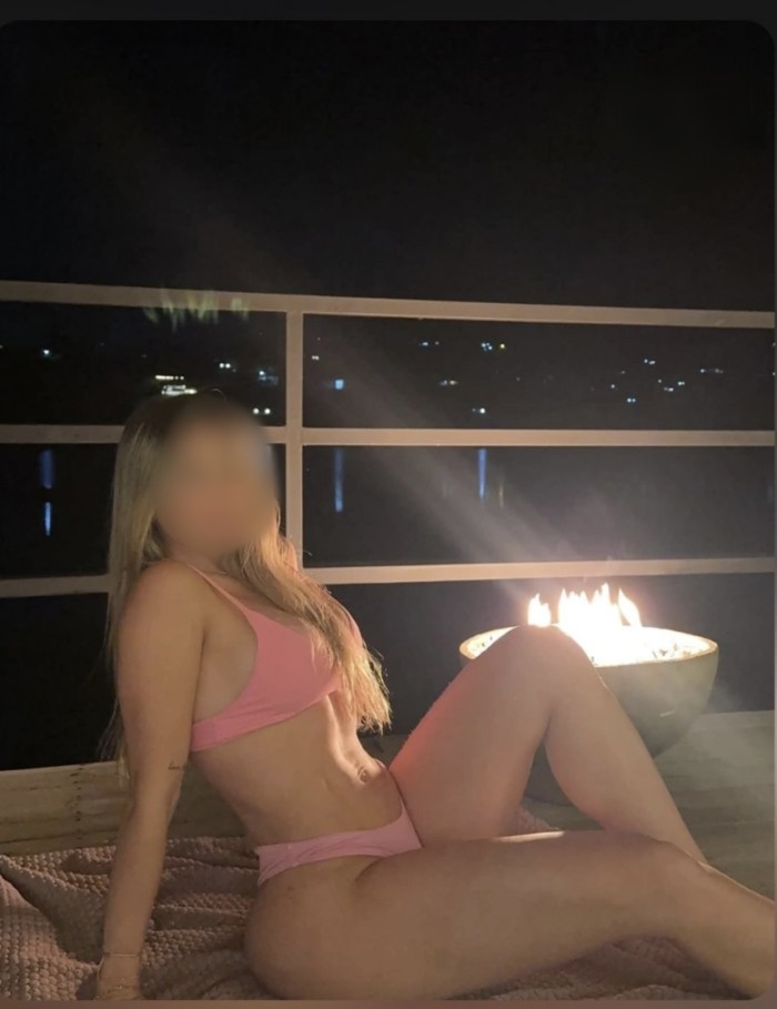 ESPECTACULAR LATINA FOGOSA TODA UNA DIOSA ARDIENTE TODO UN LUJO PARA TI