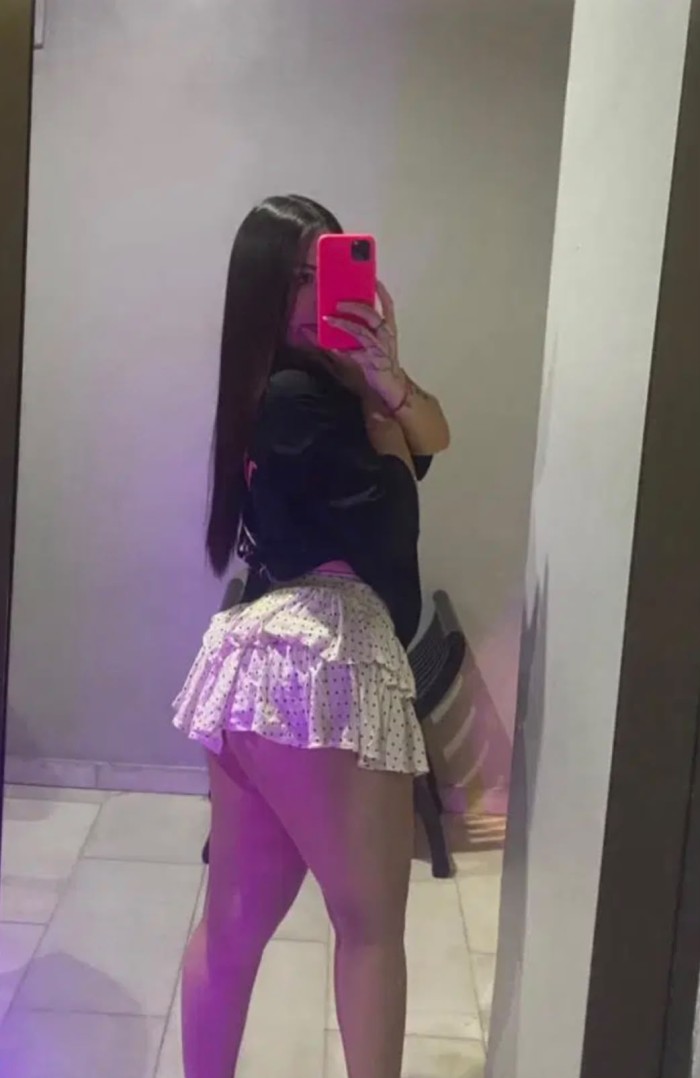 PATRICIA ELEGANTE CENTRO DE GRANADA