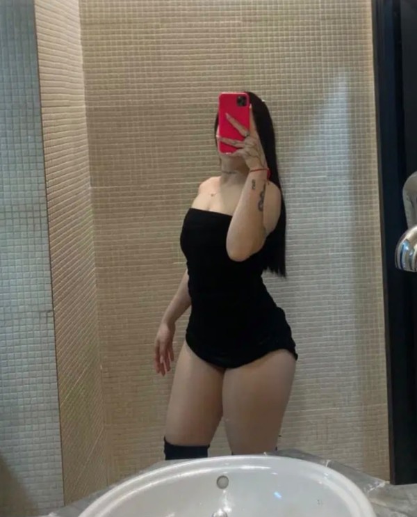 PATRICIA ELEGANTE CENTRO DE GRANADA