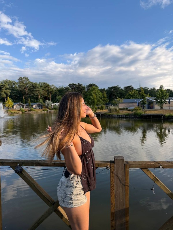 VICIOSILLA JOVENCITA PARAGUAYA FIESTERA DELGADA
