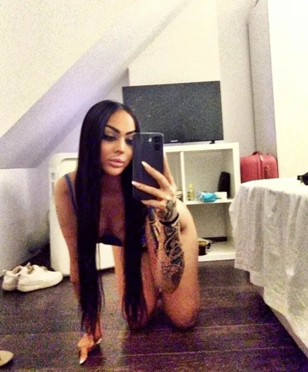Reichelle Dulce, Sensual y Lista para Disfrutar