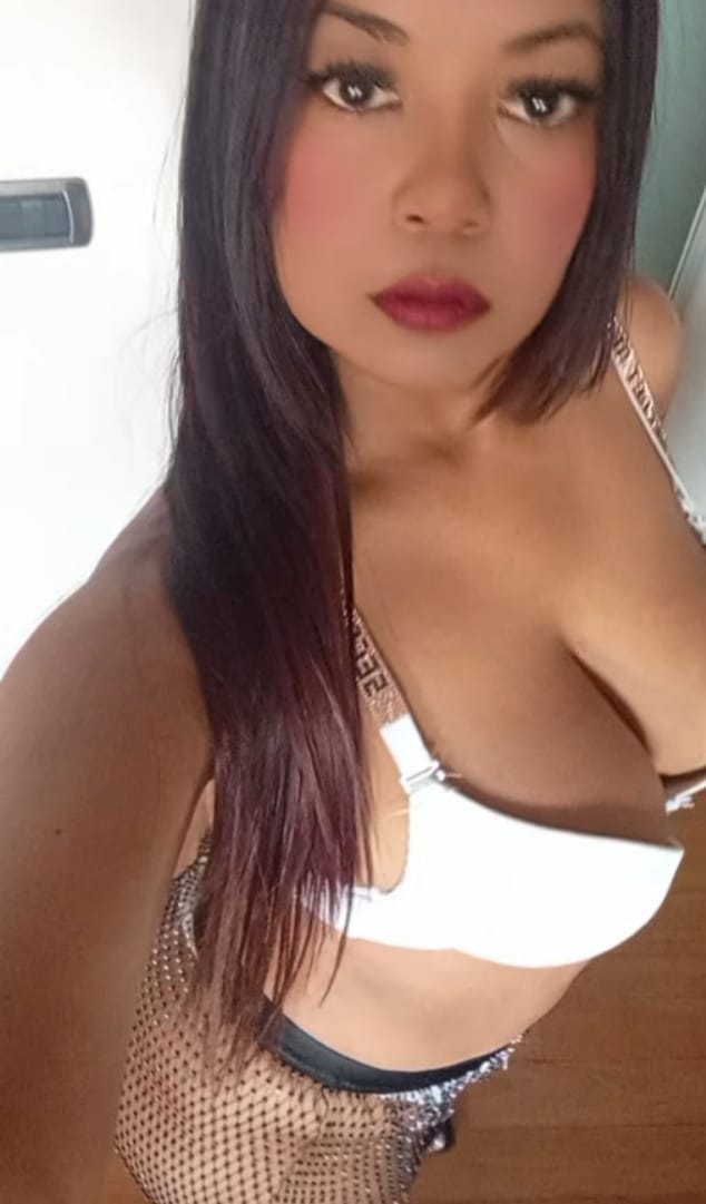 MORENAZA CANDENTE LATINA VEN A CONOCERME