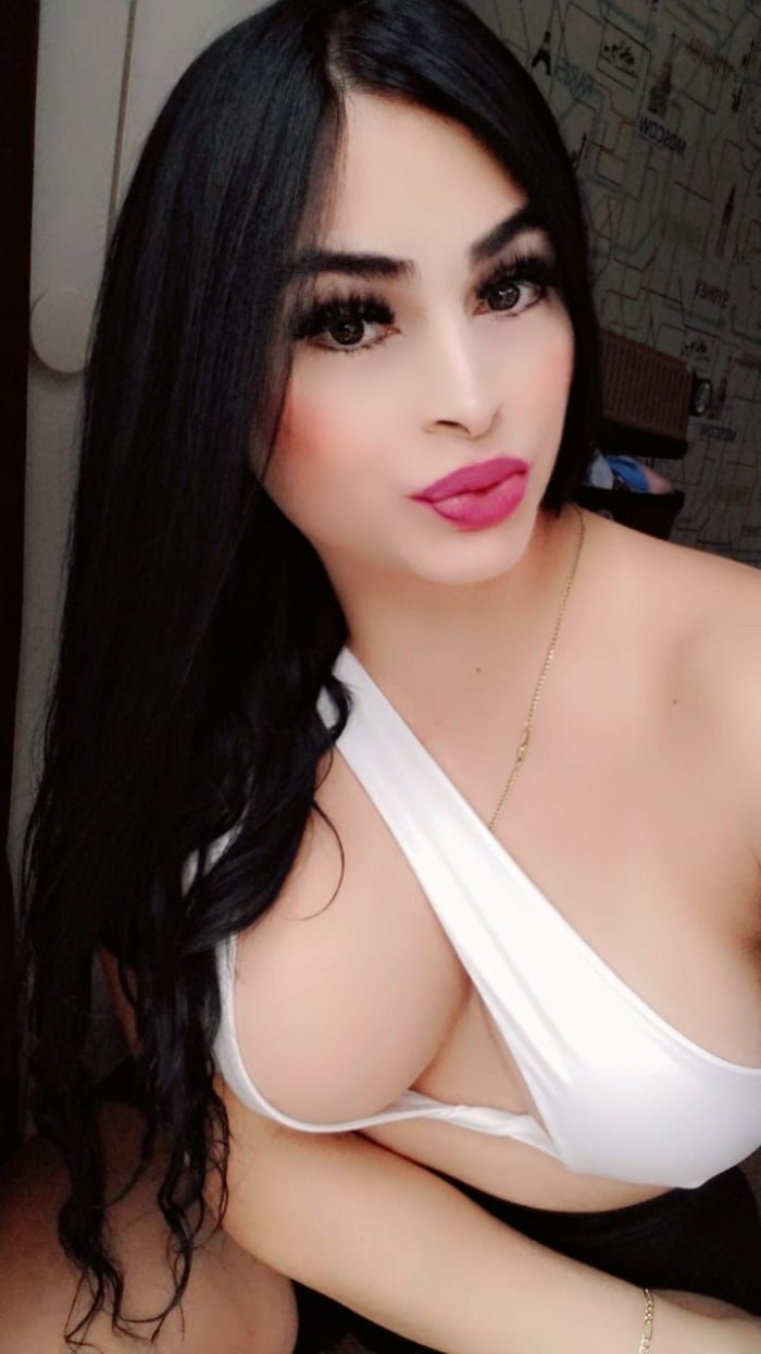 TRANS VERSATIL ARDIENTE FIESTERA NOVEDAD EN VILLEN