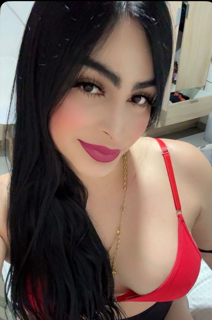 TRANS VERSATIL ARDIENTE FIESTERA NOVEDAD EN VILLEN