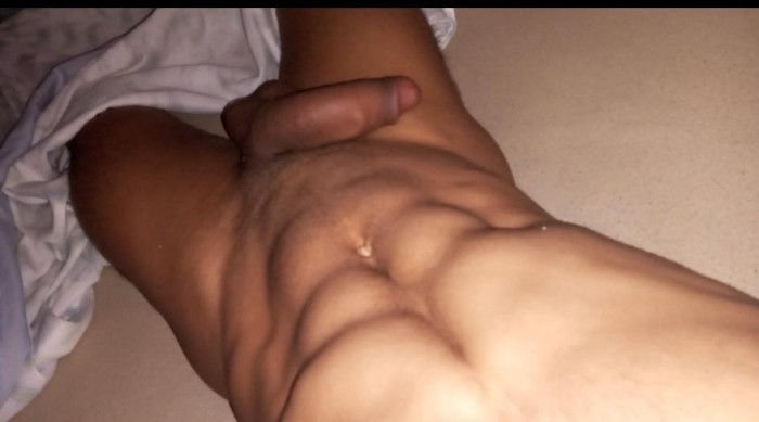 NOVEDAD LEO!! MACHO POLLON XXL LECHERO INSACIABLE EN BARCELONA