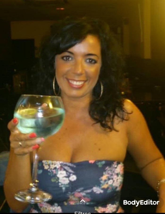DE VUELTA!!! TU GALLEGA MAS CAÑON!! COMPLACIENTE..