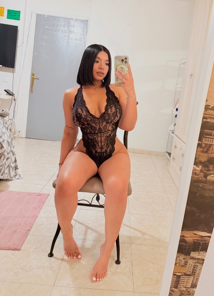 Estrella Jovencita Latina