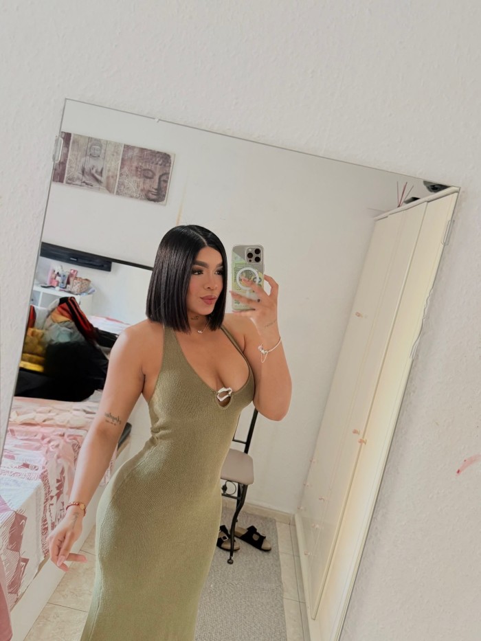Estrella Jovencita Latina
