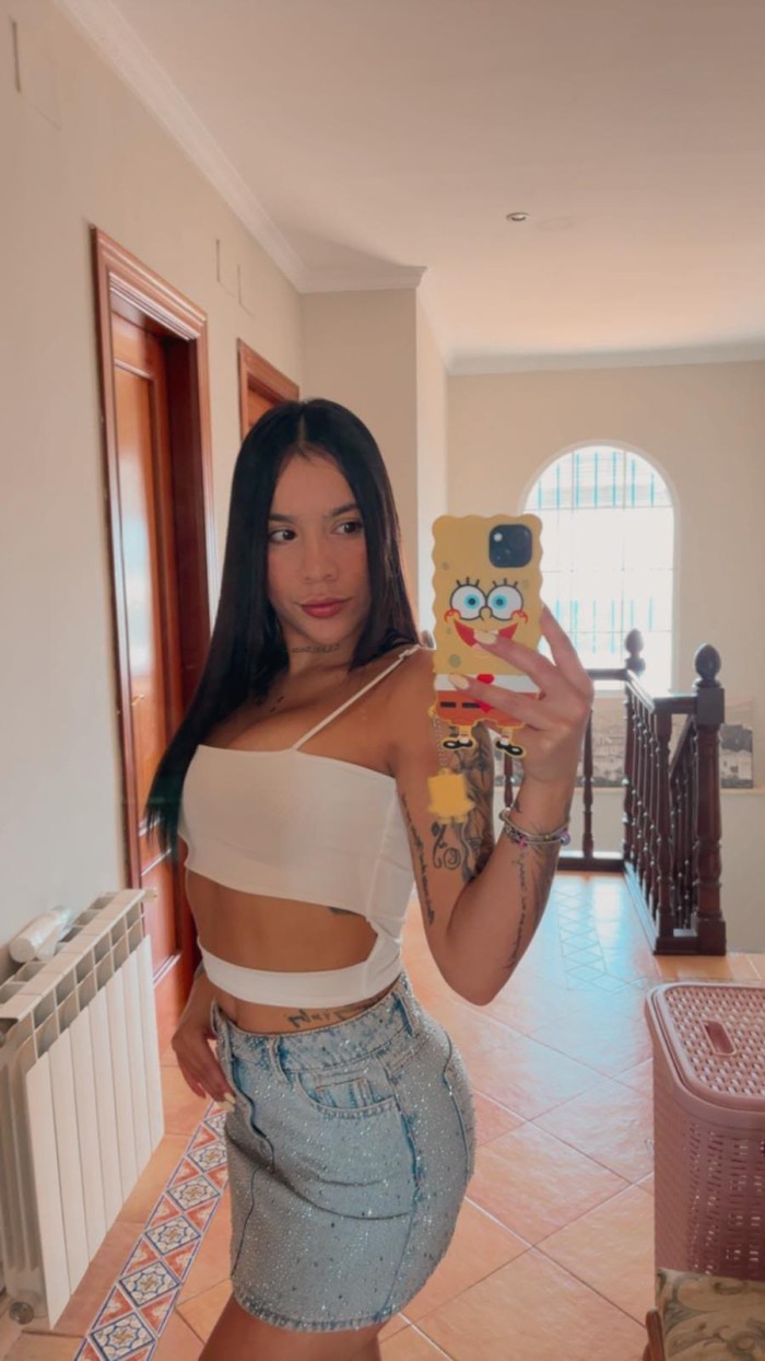 ESCORT MUY COMPLACIENTE JOVENCITA PICANTE COBISA