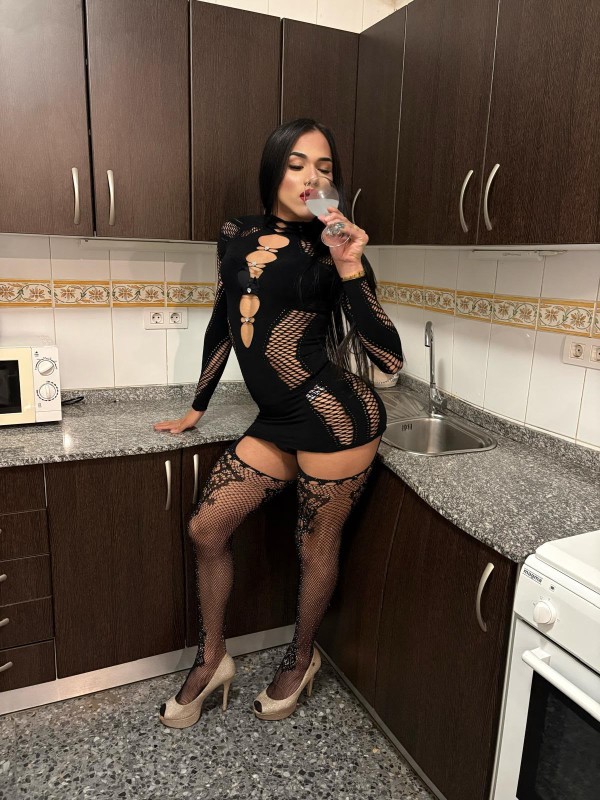 TRANS LUJURIOSA FIESTERA COMPLACIENTE   FUENGIROLA