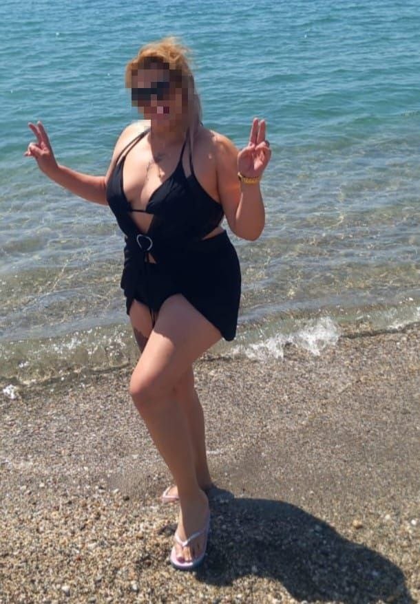 LINDA NALGONA COLOMBIANA RUBIA, FIESTERA 24H