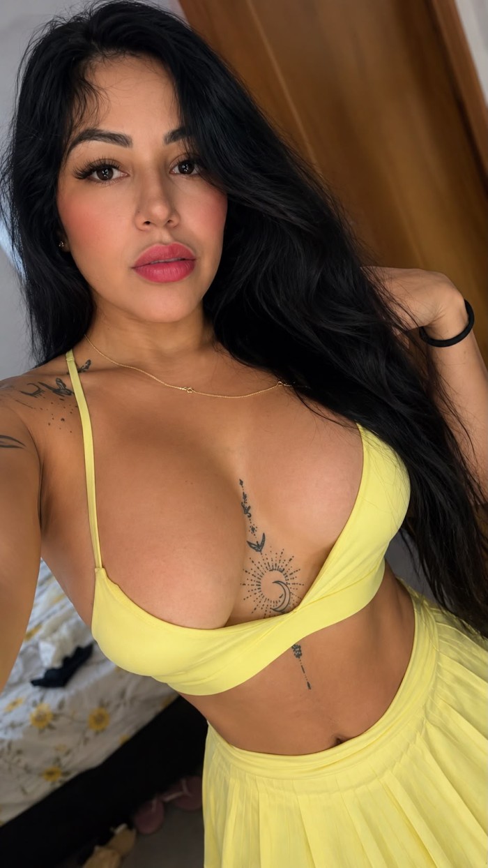 SABRINA, LA MUSA QUE DESPIERTA TU DESEO