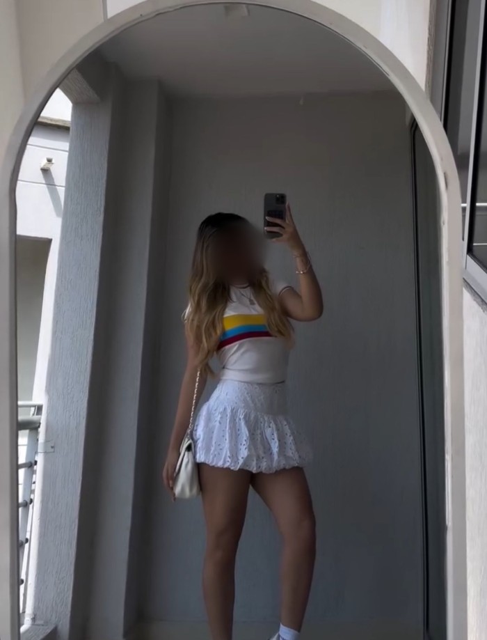 Guapísima rubia Daniela