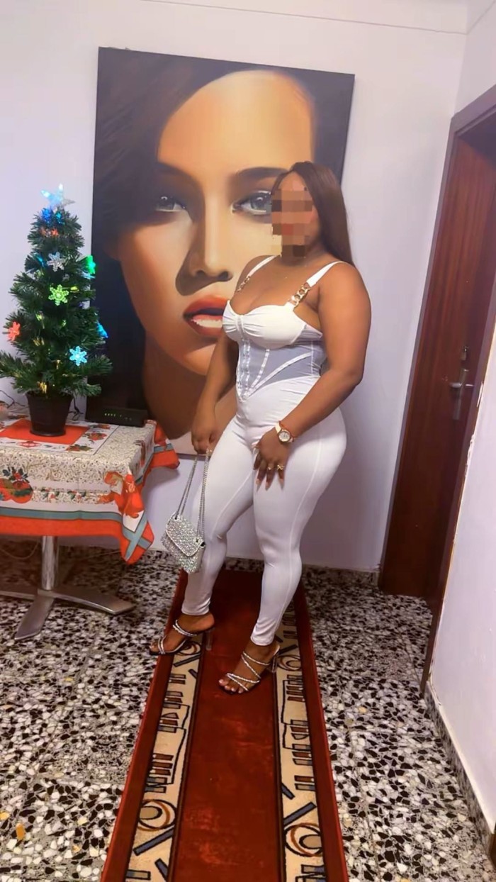 HERMOSA SENSUAL APASIONADA DESEOSA DE SEXO