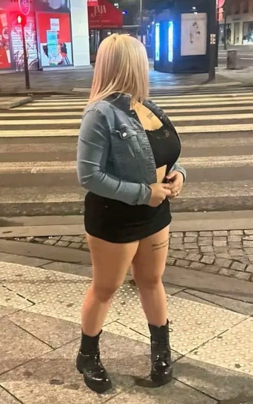 Sara ardiente y apasionada latina en Quintana