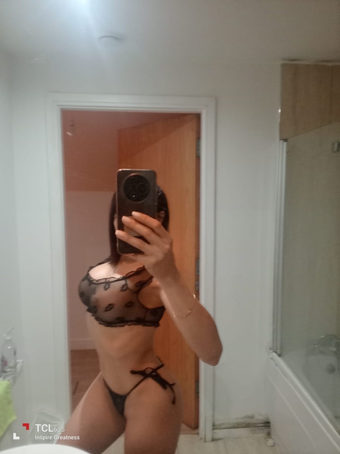 RACHELLE NOVEDAD EN SALOU