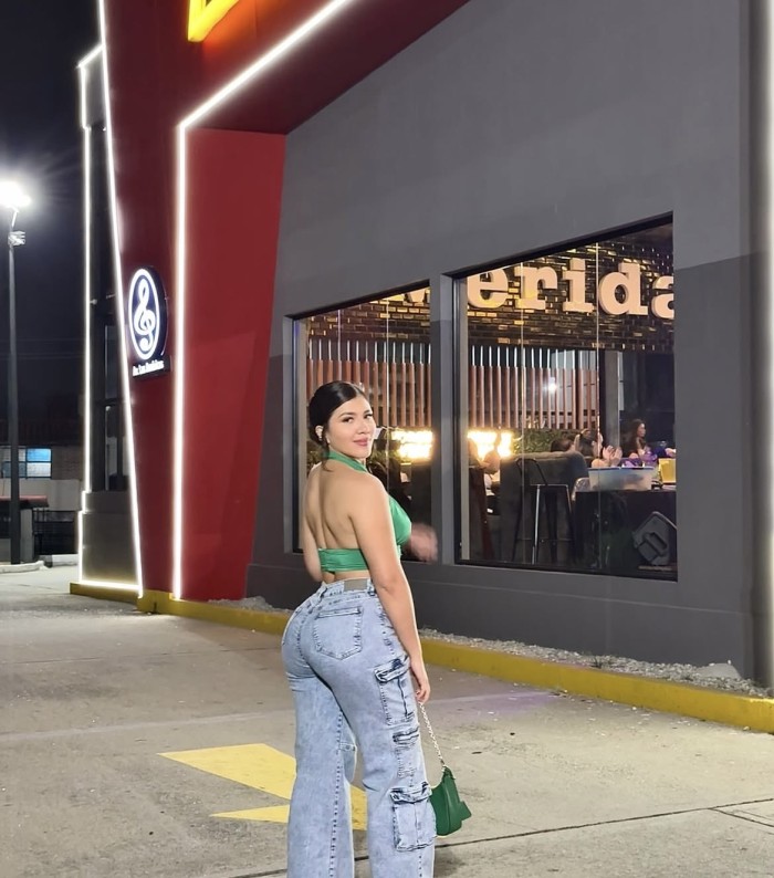 Culleredo, NOVEDAD VENEZOLANA GUAPÍSIMA