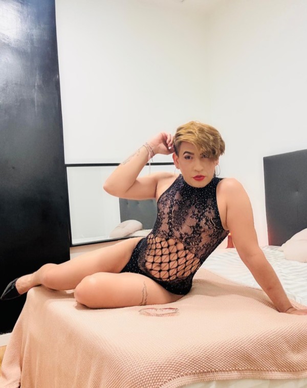 soy latina Viciosa travesti CD LUCENA