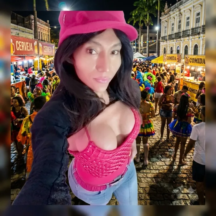 Suzana Trans brasileña muy guapa