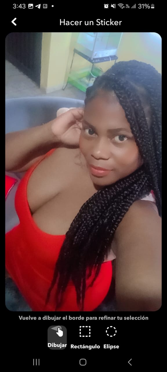 CHICA MUY ARDIENTE Y EXTROVERTIDAD