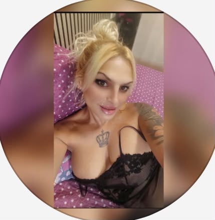 Me encanta el sexo vaginal y anal al natural
