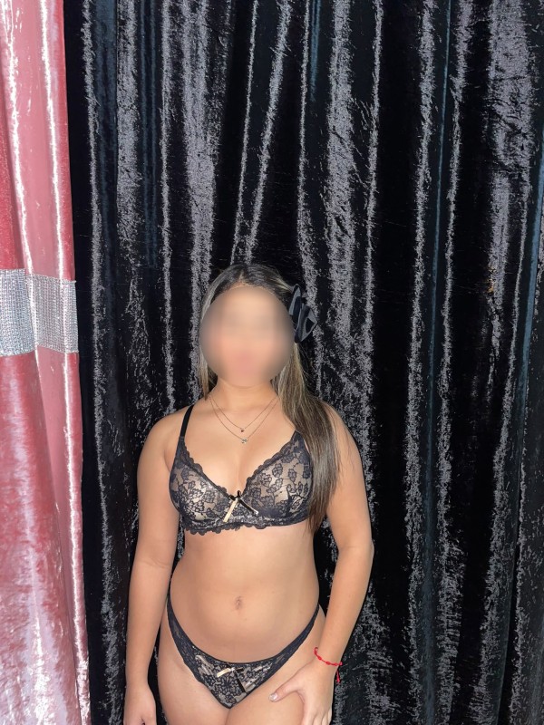 PAULA, COLOMBIANA 19 AÑOS NOVEDAD