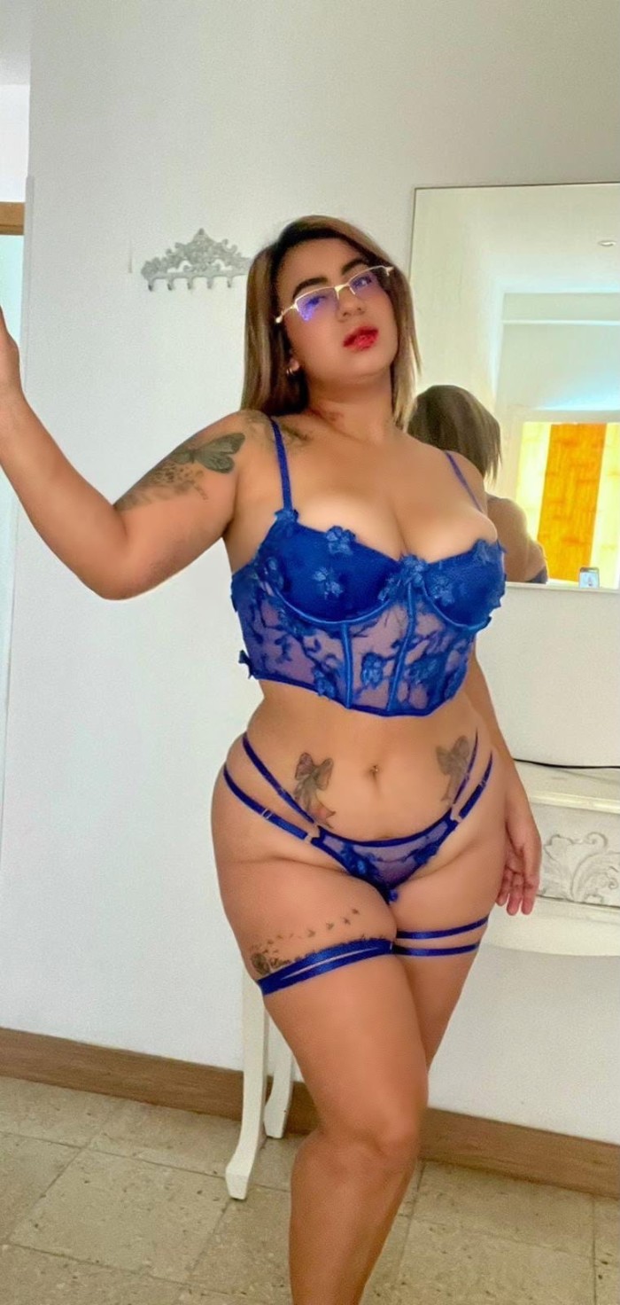 HERMOSAS LATINAS RECIÉN LLEGADAS A CORDOBA FULL FIESTERAS Y CACHONDAS