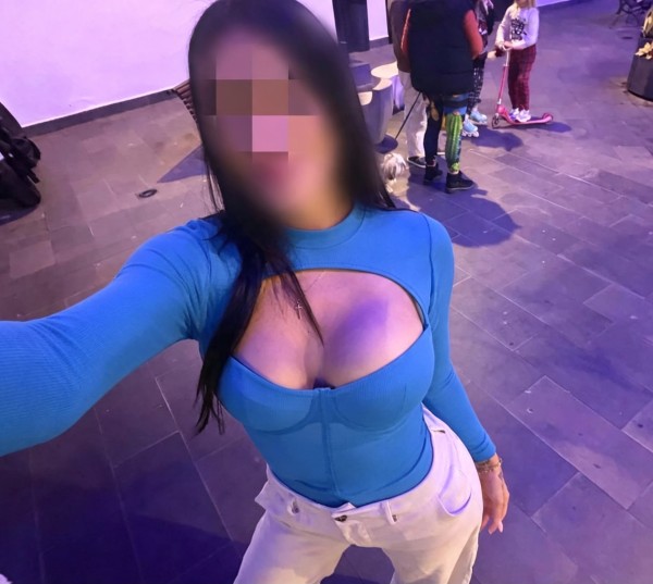 Natalia: Elegancia venezolana en Gran Canaria