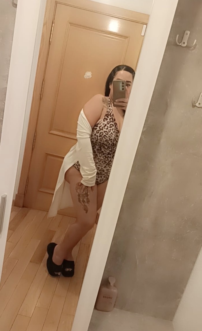 Colombiana con curvas en Seseña