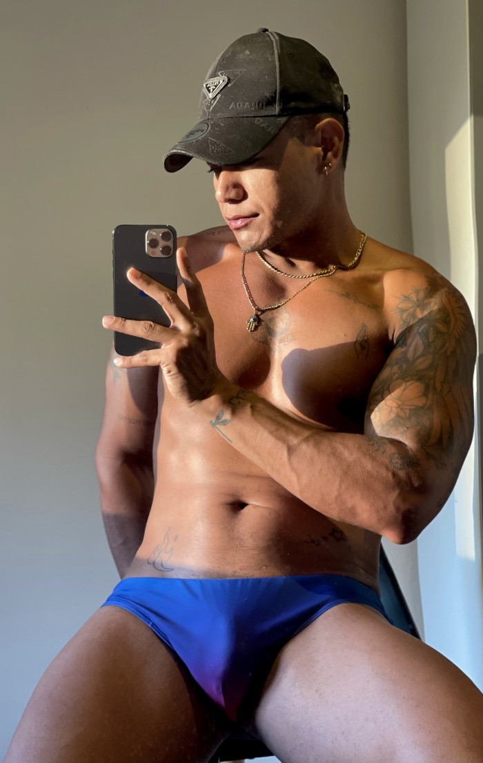 MATEO COLOMBIANO MULATO XXL