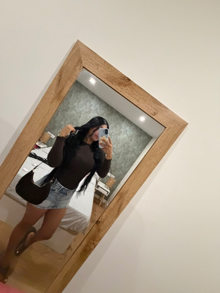 TU MAMADORA COMPULSIVA COMPLETITA Y FOLLADORA