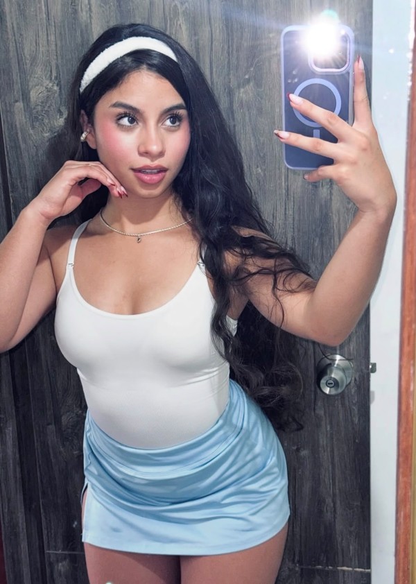 MODELO COLOMBIANA FIGURA ESPECTACULAR