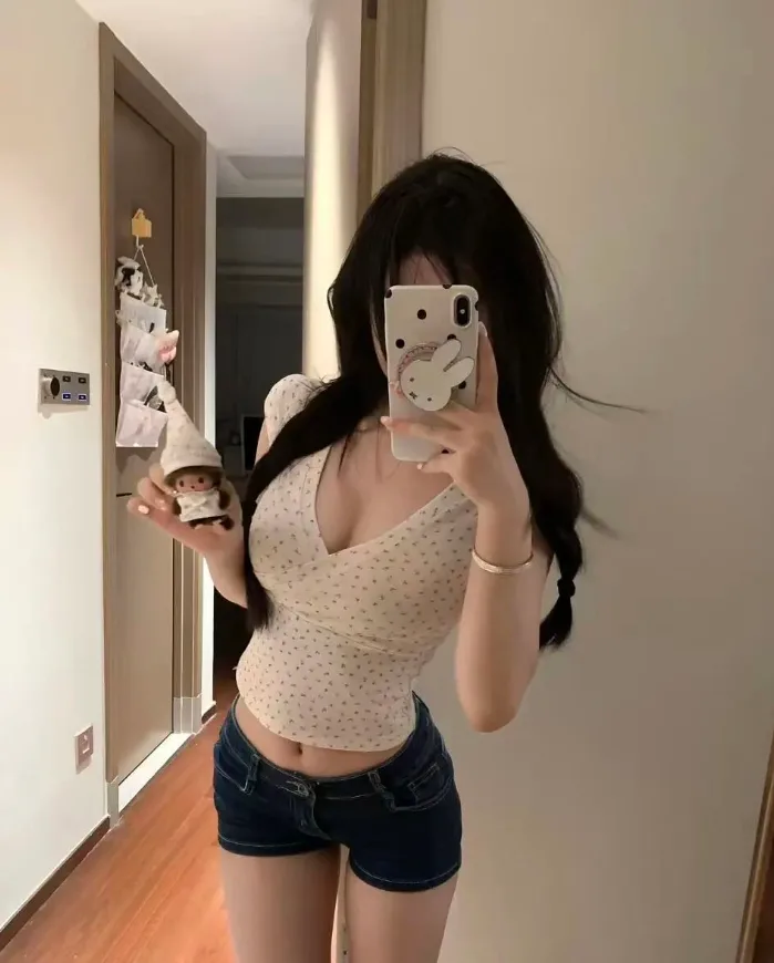 Nuevas chicas escorts y masajistas sensuales cariñosas
