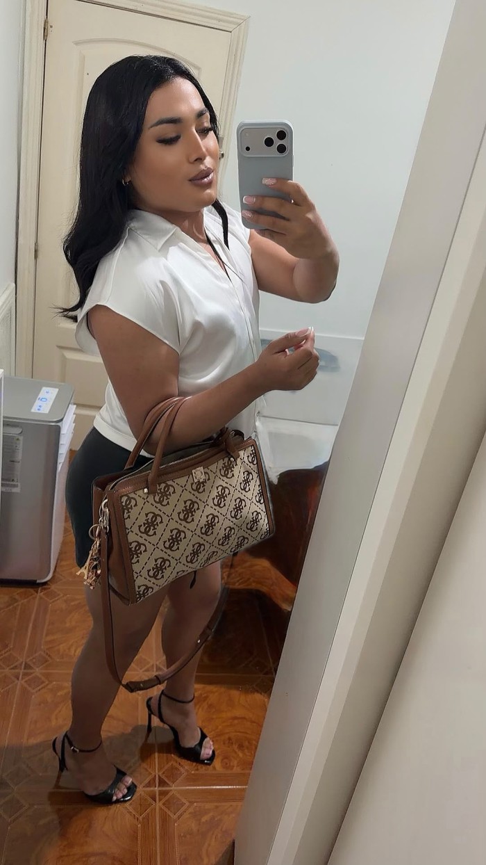 FIESTERA DISPONIBLE 24/7 POLLONA Sin engañ