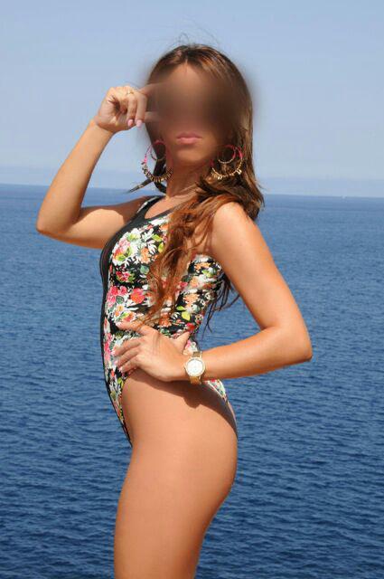 TINA – 33 años, sexy y elegante en Vigo.