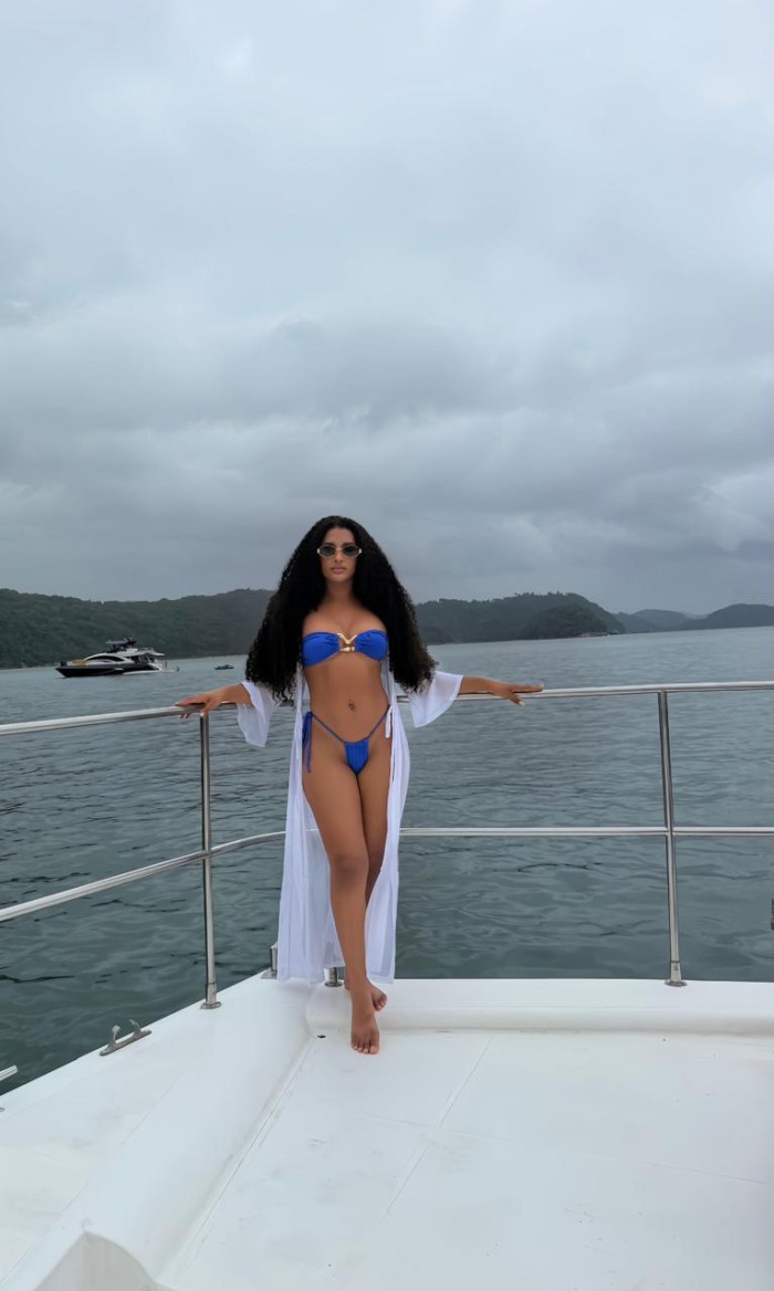 THAY – Modelo Brasileña de Lujo en Ibiza