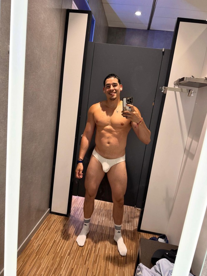 Camilo latino colombiano