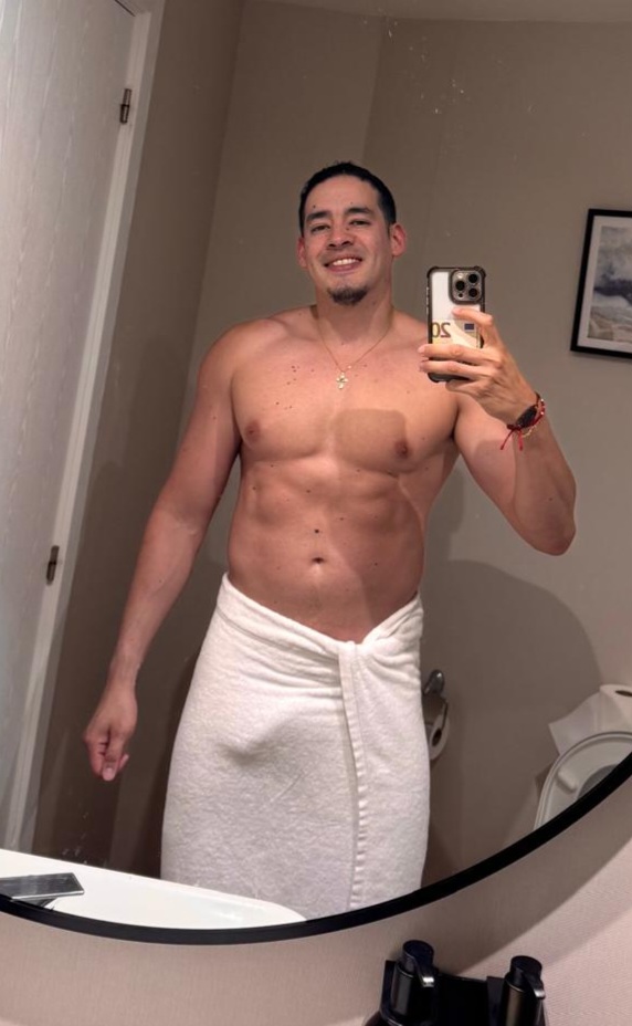 Camilo latino colombiano