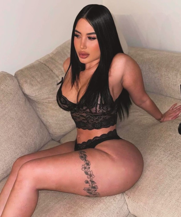 Soy sexy atrevida solo ven a mi hotel